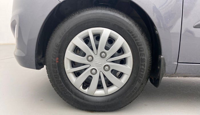 2015 Hyundai i10 SPORTZ 1.1, Petrol, Manual, 54,944 km, Left Front Wheel