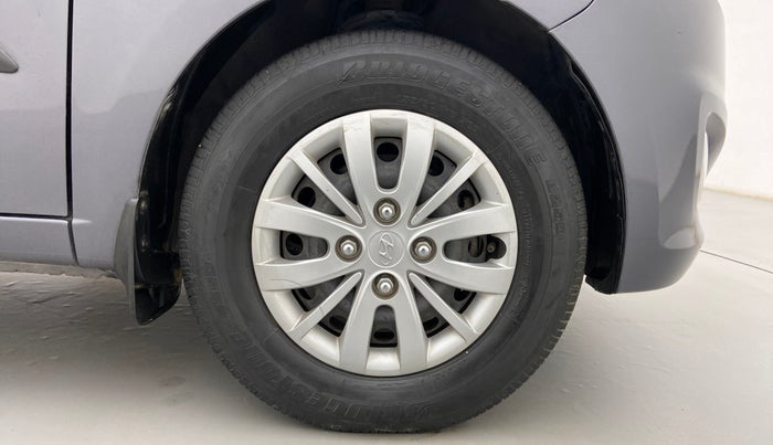 2015 Hyundai i10 SPORTZ 1.1, Petrol, Manual, 54,944 km, Right Front Wheel