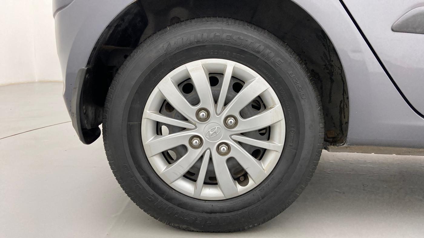 2015 Hyundai i10 SPORTZ 1.1, Petrol, Manual, 54,944 km, Right Rear Wheel