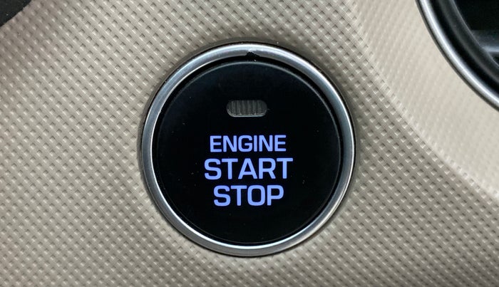 2017 Hyundai Grand i10 ASTA 1.2 KAPPA VTVT, Petrol, Manual, 26,274 km, Keyless Start/ Stop Button