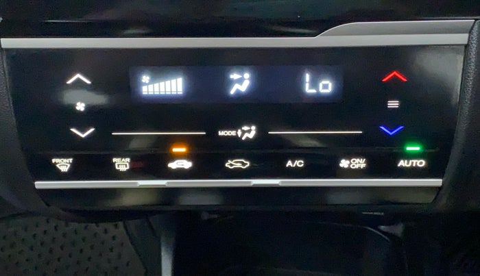 2017 Honda WR-V 1.5 i-DTEC VX MT, Diesel, Manual, 55,632 km, Automatic Climate Control