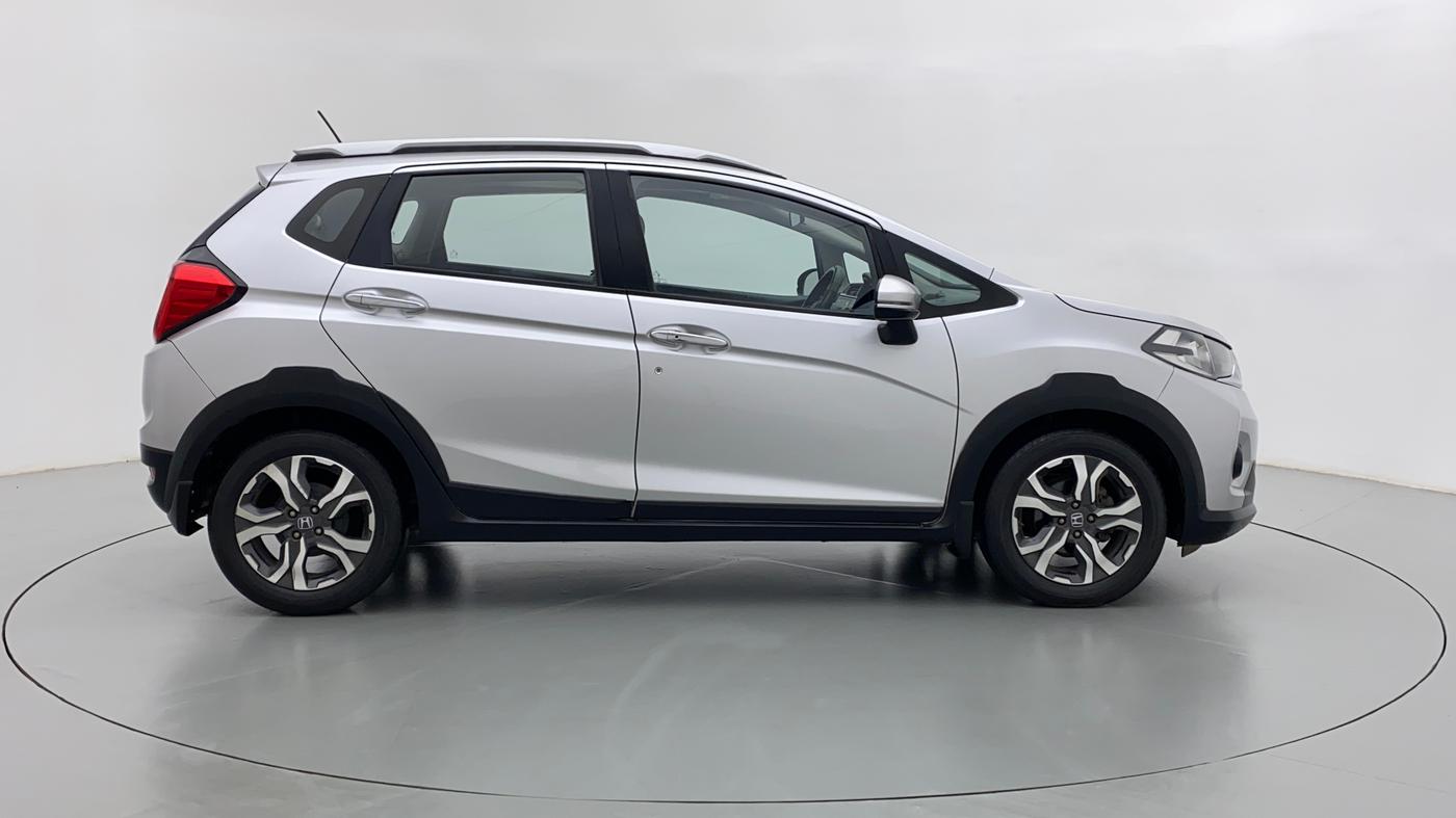2017 Honda WR-V 1.5 i-DTEC VX MT, Diesel, Manual, 55,632 km, Right Side