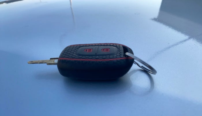 2020 Renault Kwid RXL 1.0, Petrol, Manual, 93,311 km, Key Close Up