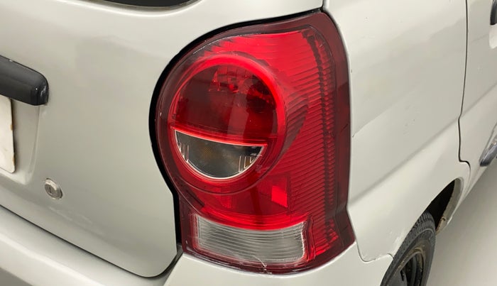 2010 Maruti Alto K10 VXI, Petrol, Manual, 97,701 km, Right tail light - < 2 inches,no. = 2