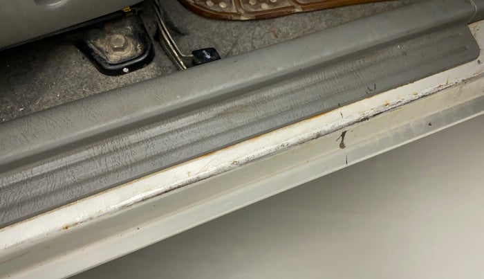 2010 Maruti Alto K10 VXI, Petrol, Manual, 97,701 km, Right running board - Slightly rusted