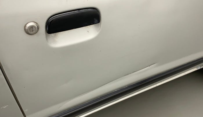 2010 Maruti Alto K10 VXI, Petrol, Manual, 97,701 km, Driver-side door - Slightly dented