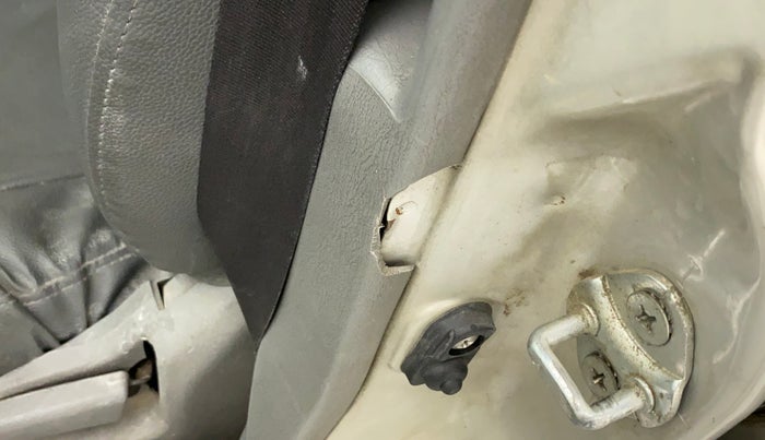 2010 Maruti Alto K10 VXI, Petrol, Manual, 97,701 km, Left B pillar - Trim cover damaged