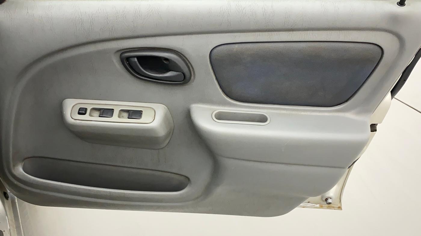 2010 Maruti Alto K10 VXI, Petrol, Manual, 97,701 km, Driver Side Door Panels Control
