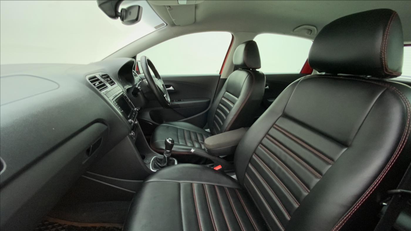 2021 Volkswagen Polo HIGH LINE PLUS 1.0, Petrol, Manual, 14,329 km, Right Side Front Door Cabin