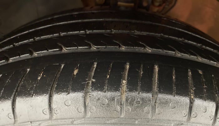 2021 Volkswagen Polo HIGH LINE PLUS 1.0, Petrol, Manual, 14,329 km, Left Front Tyre Tread