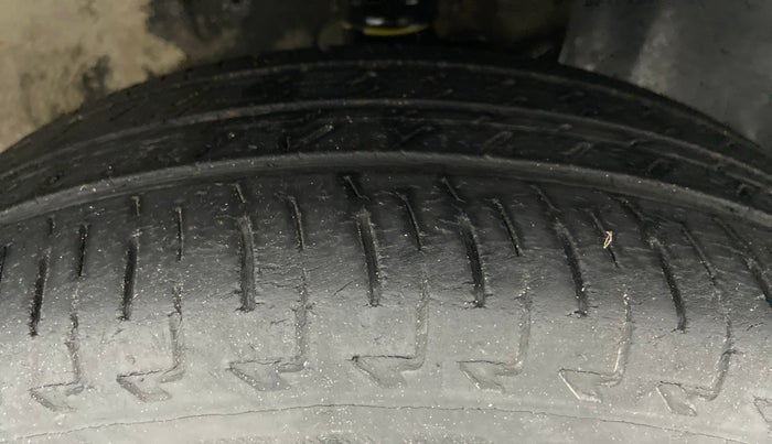 2018 Maruti IGNIS ZETA 1.2 K12, Petrol, Manual, 46,408 km, Right Front Tyre Tread