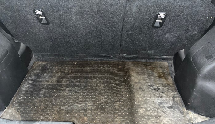 2017 Maruti Baleno DELTA PETROL 1.2, Petrol, Manual, 70,608 km, Boot Inside