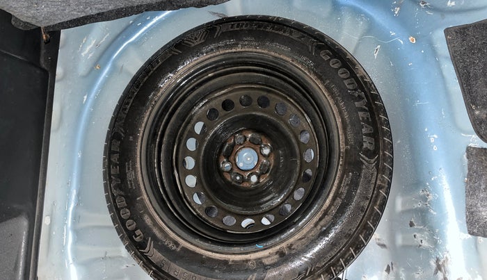 2017 Maruti Baleno DELTA PETROL 1.2, Petrol, Manual, 70,608 km, Spare Tyre