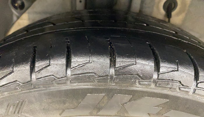 2020 Hyundai Elite i20 ASTA 1.2 (O), Petrol, Manual, 95,965 km, Right Rear Tyre Tread