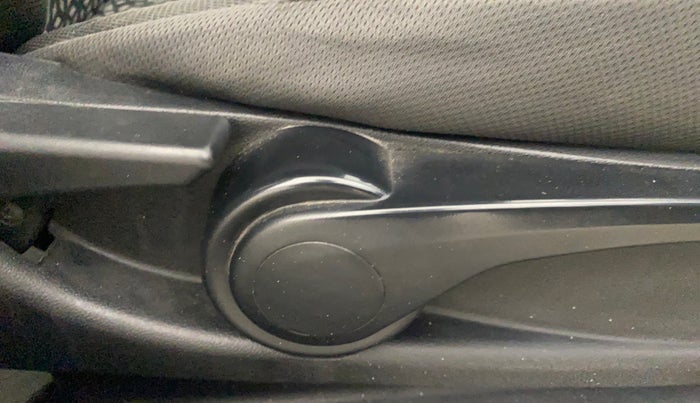 2018 Tata NEXON XZA PLUS DIESEL, Diesel, Automatic, 1,48,849 km, Driver Side Adjustment Panel