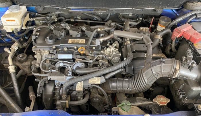 2022 Toyota URBAN CRUISER HYRYDER V HYBRID, Hybrid, Automatic, 35,471 km, Engine View