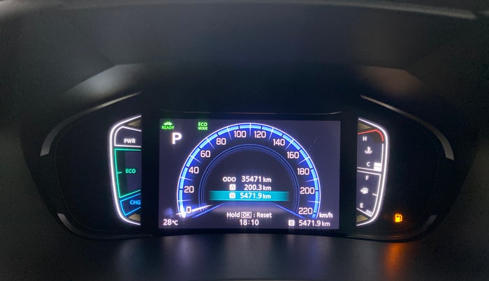 2022 Toyota URBAN CRUISER HYRYDER V HYBRID, Hybrid, Automatic, 35,471 km, Odometer Image