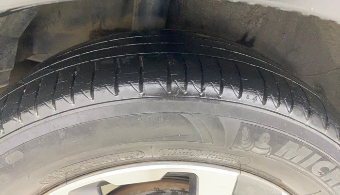 2017 Honda WR-V 1.2L I-VTEC VX MT, Petrol, Manual, 67,134 km, Right Rear Tyre Tread