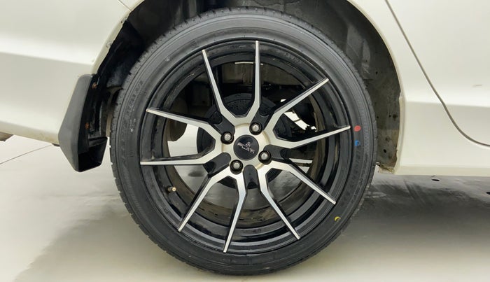 2018 Honda City V MT DIESEL, Diesel, Manual, 43,730 km, Right Rear Wheel