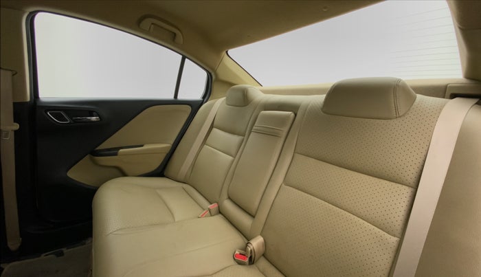 2018 Honda City V MT DIESEL, Diesel, Manual, 43,730 km, Right Side Rear Door Cabin