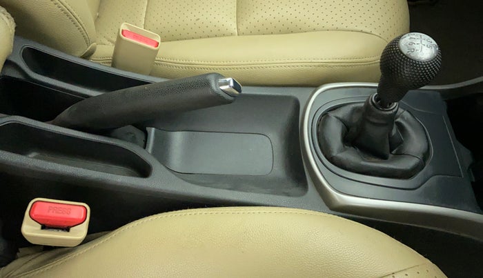 2018 Honda City V MT DIESEL, Diesel, Manual, 43,730 km, Gear Lever