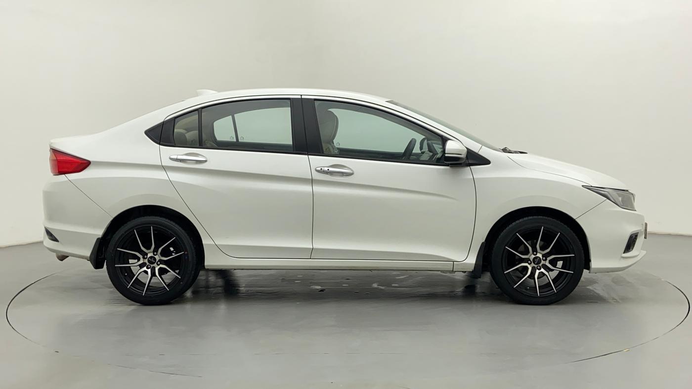 2018 Honda City V MT DIESEL, Diesel, Manual, 43,730 km, Right Side