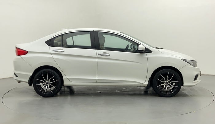 2018 Honda City V MT DIESEL, Diesel, Manual, 43,730 km, Right Side