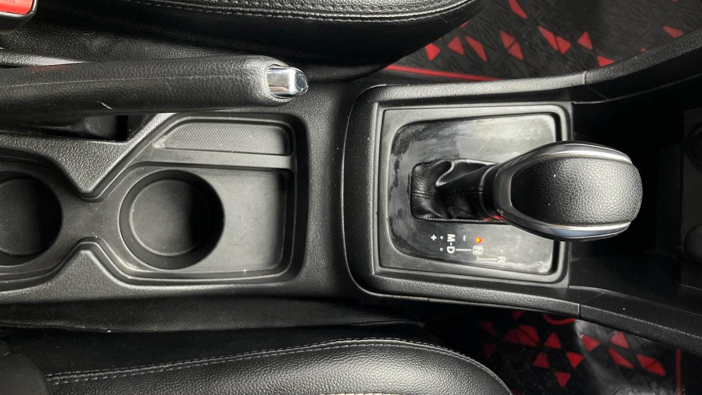 2019 Maruti Vitara Brezza ZDI AMT, Diesel, Automatic, 66,850 km, Gear Lever