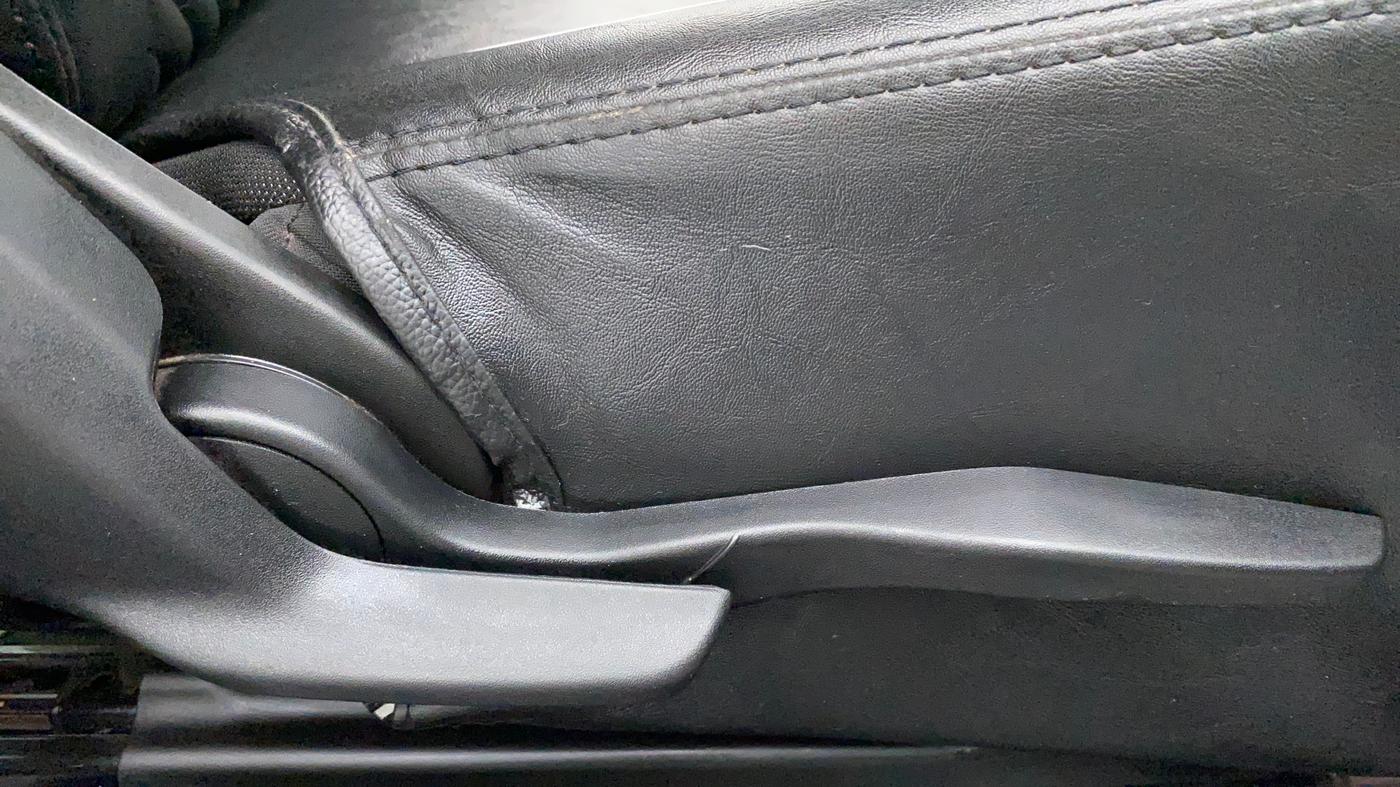 2020 Maruti Baleno ALPHA PETROL 1.2, Petrol, Manual, 20,503 km, Driver Side Adjustment Panel