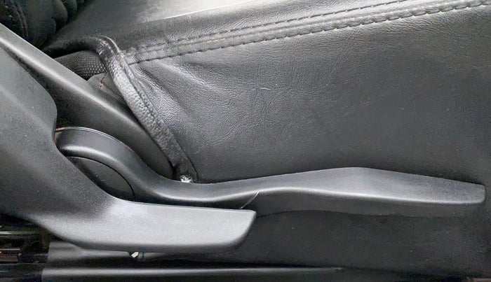 2020 Maruti Baleno ALPHA PETROL 1.2, Petrol, Manual, 20,503 km, Driver Side Adjustment Panel