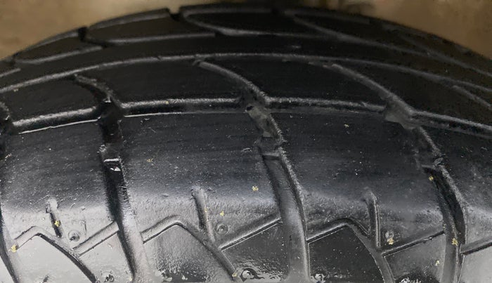 2018 Maruti Wagon R 1.0 LXI CNG, CNG, Manual, 23,255 km, Left Front Tyre Tread