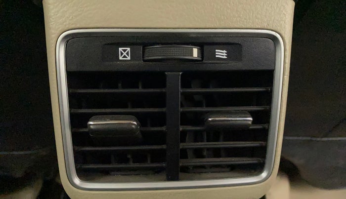 2015 Maruti Ciaz ZXI, Petrol, Manual, 74,925 km, Rear AC Vents