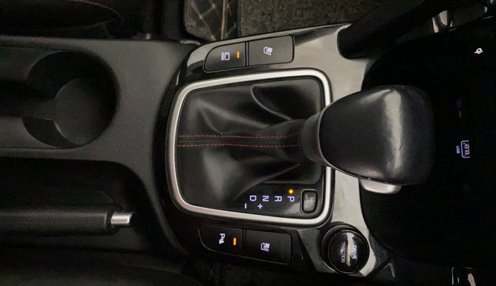 2019 KIA SELTOS GTX PLUS 1.4 PETROL DCT DUAL TONE, Petrol, Automatic, 46,512 km, Gear Lever