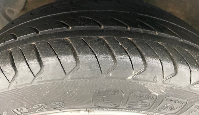 2015 Hyundai Grand i10 ASTA 1.2 AT VTVT, Petrol, Automatic, 56,507 km, Left Front Tyre Tread