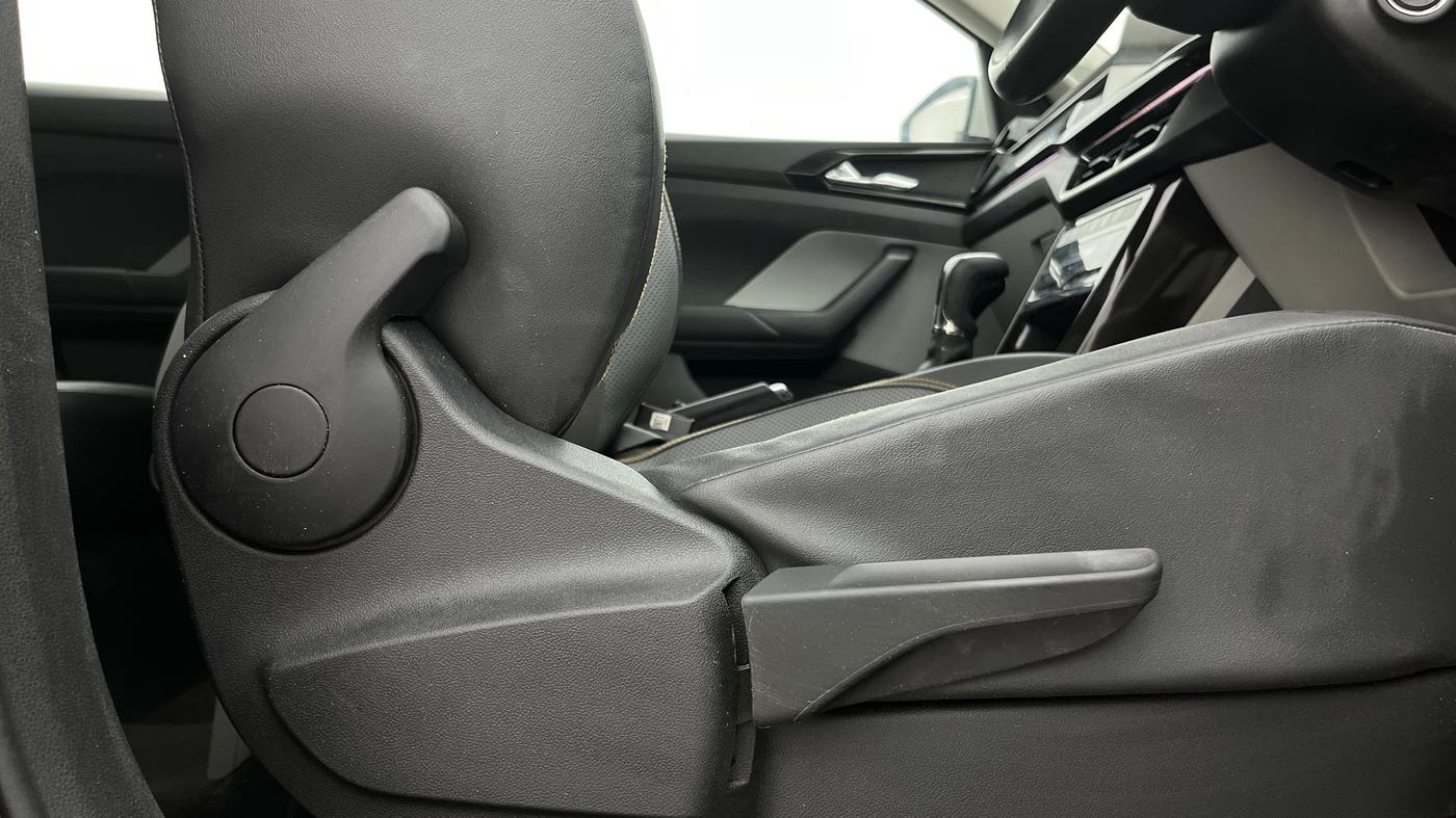 2021 Skoda KUSHAQ STYLE 1.0L TSI AT, Petrol, Automatic, 48,746 km, Driver Side Adjustment Panel