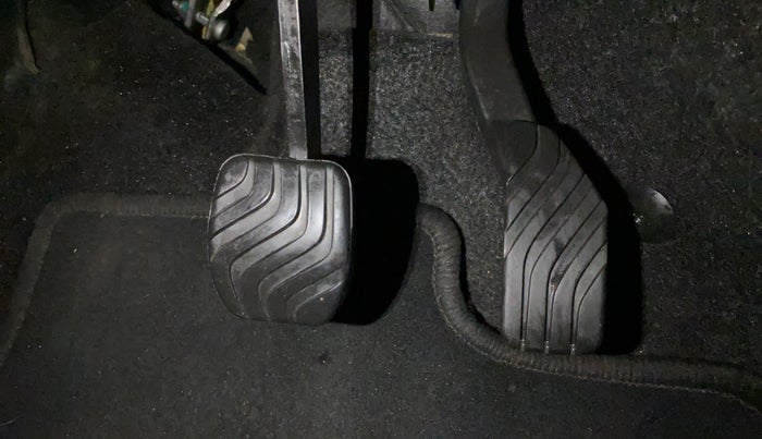 2023 Renault TRIBER RXZ AMT, Petrol, Automatic, 7,663 km, Pedals