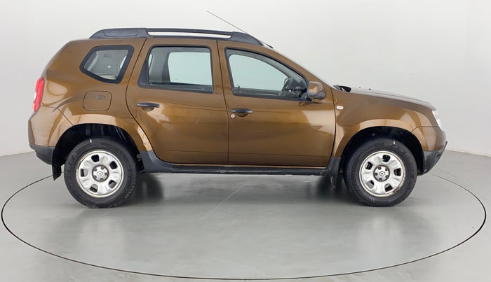 2014 Renault Duster RXL PETROL 104, Petrol, Manual, 47,720 km, Right Side View