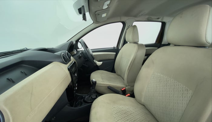 2014 Renault Duster RXL PETROL 104, Petrol, Manual, 47,720 km, Right Side Front Door Cabin