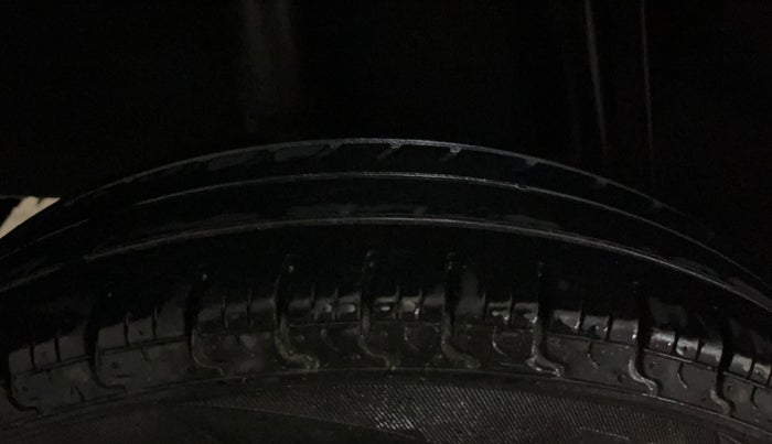 2018 Datsun Redi Go S 1.0 AMT, Petrol, Automatic, 34,851 km, Right Rear Tyre Tread