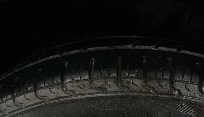 2018 Datsun Redi Go S 1.0 AMT, Petrol, Automatic, 34,851 km, Right Front Tyre Tread