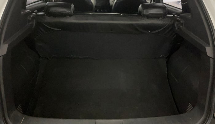 2024 Nissan MAGNITE XL, Petrol, Manual, 21,541 km, Boot Inside