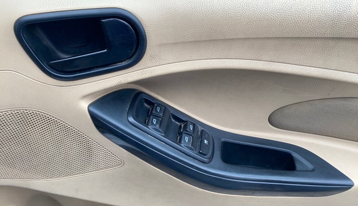 2018 Ford Figo Aspire TREND 1.5 DIESEL, Diesel, Manual, 45,288 km, Driver Side Door Panels Control