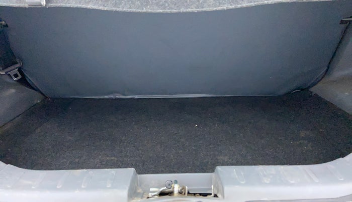 2015 Maruti Alto 800 LXI, Petrol, Manual, 32,560 km, Boot Inside View