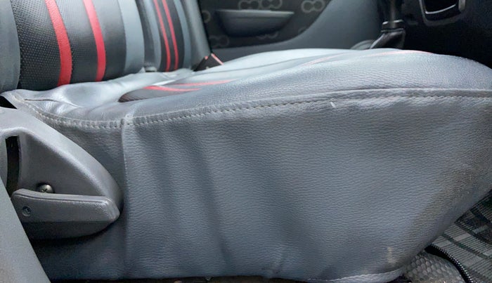 2015 Maruti Alto 800 LXI, Petrol, Manual, 32,560 km, Driver Side Adjustment Panel