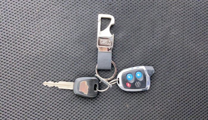 2015 Maruti Alto 800 LXI, Petrol, Manual, 32,560 km, Key Close-up