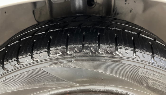 2020 Tata Tiago XT PETROL, Petrol, Manual, 67,564 km, Right Front Tyre Tread