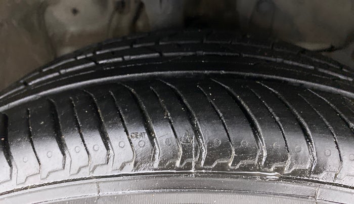 2017 Honda WR-V 1.2 i-VTEC VX MT, Petrol, Manual, 63,262 km, Right Front Tyre Tread