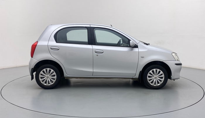 2012 Toyota Etios Liva G, Petrol, Manual, 47,223 km, Right Side View