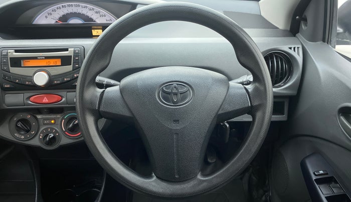 2012 Toyota Etios Liva G, Petrol, Manual, 47,223 km, Steering Wheel Close Up