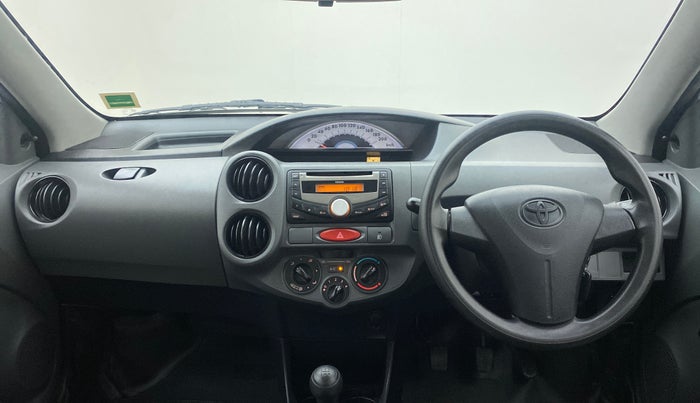 2012 Toyota Etios Liva G, Petrol, Manual, 47,223 km, Dashboard